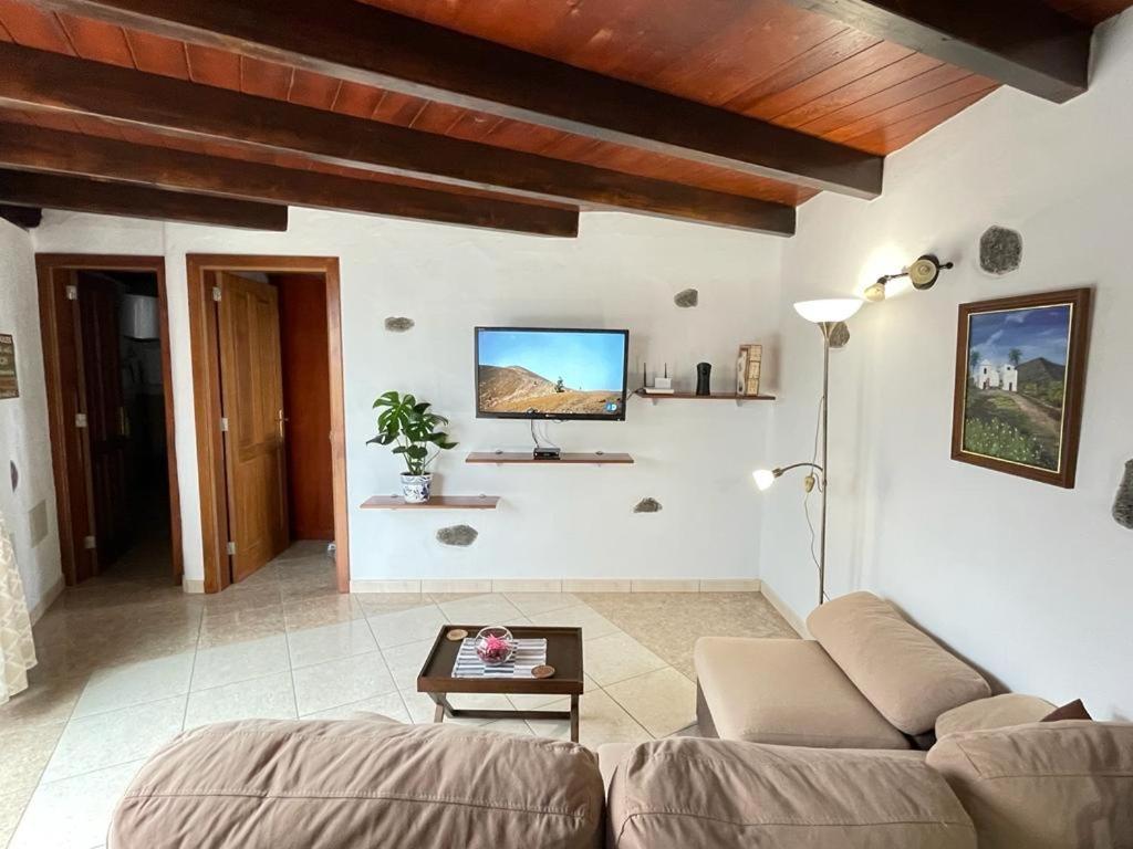 Sun, Relax & Lava, Free Wifi 600Mb, Bbq Tinajo Exterior foto